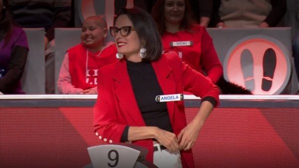 ¡Le faltó ver más fútbol! Ángela Prieto fue la primera en caer
