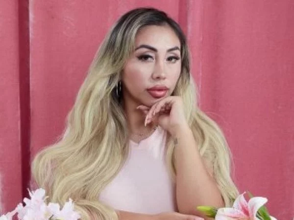 Naya Fácil.