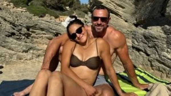 María José Maillard. Pareja en la playa.