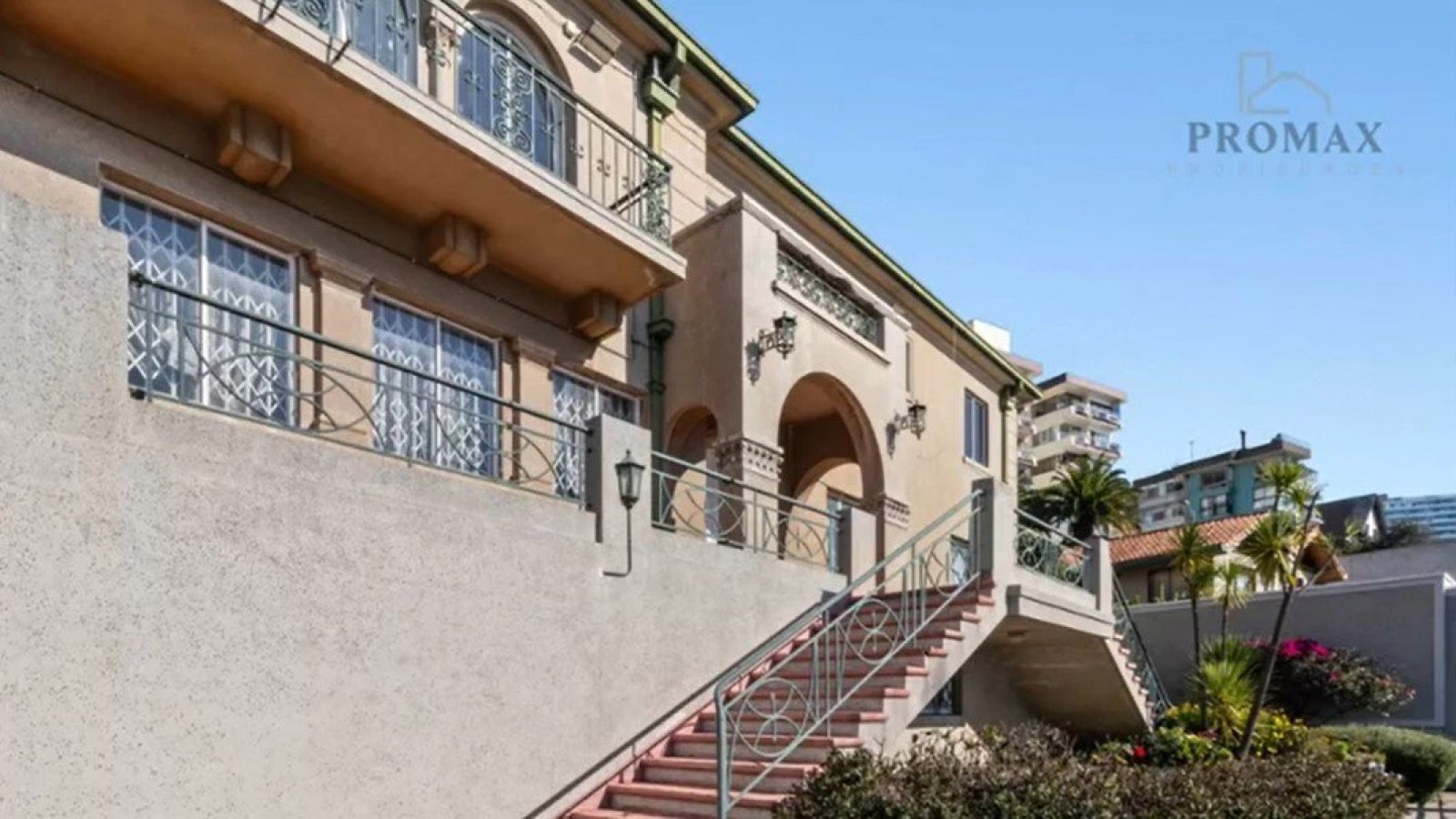 Mark González nos presente su lujosa casa en Viña del Mar
