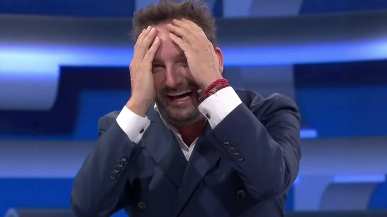 Andrea Eltit deja sin vidas a Pablo Cerda en el último momento
