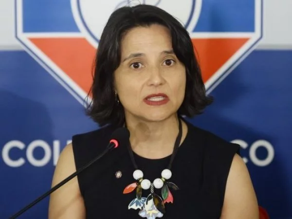Presidenta del Colmed. Anamaria Arriagada.