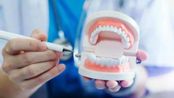 <p>Dentista. Salud bucal. </p>¿Qué es la ortodoncia preventiva? La clave para detectar problemas dentales en la niñez
