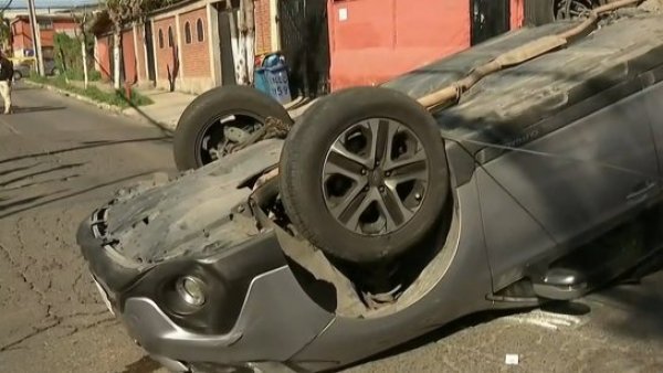 Mal estado de calle provoca grave accidente de tránsito en La Florida

