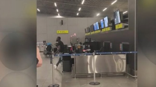 Nada lo justifica: Diversas versiones por violenta reacción de furioso hombre en el aeropuerto de Santiago