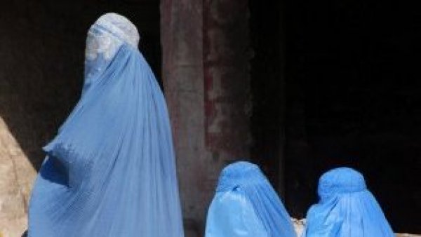 Régimen talibán: estas son las prohibiciones para mujeres y hombres en Afganistán