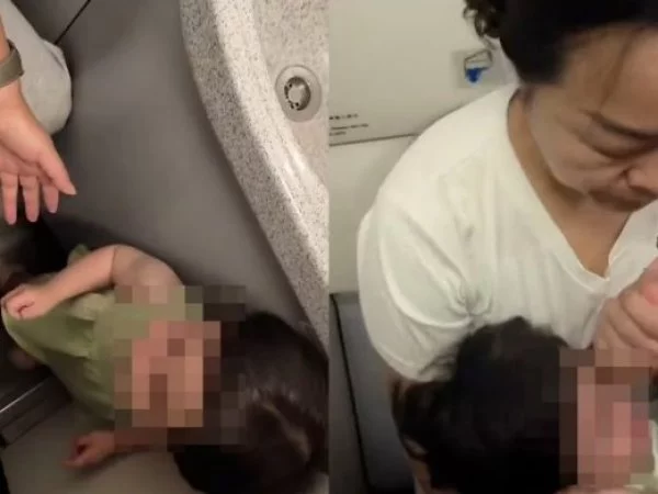 China. Niña llorando.