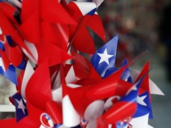 Fiestas Patrias. Banderas.