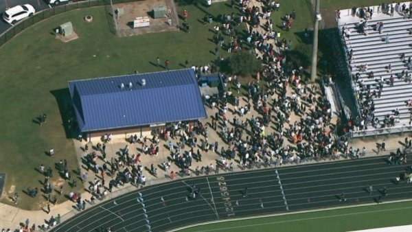 Al menos dos muertos cuatro heridos deja tiroteo en escuela de Georgia en Estados Unidos
