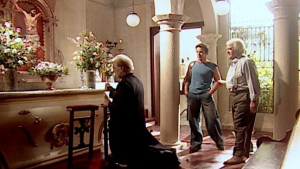 El Clon - T1E188 | La ayuda de Dios
