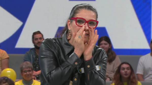 "Tíramela fácil director" Pepi Velasco no logró vencer a Melina Noto en la ronda de preguntas
