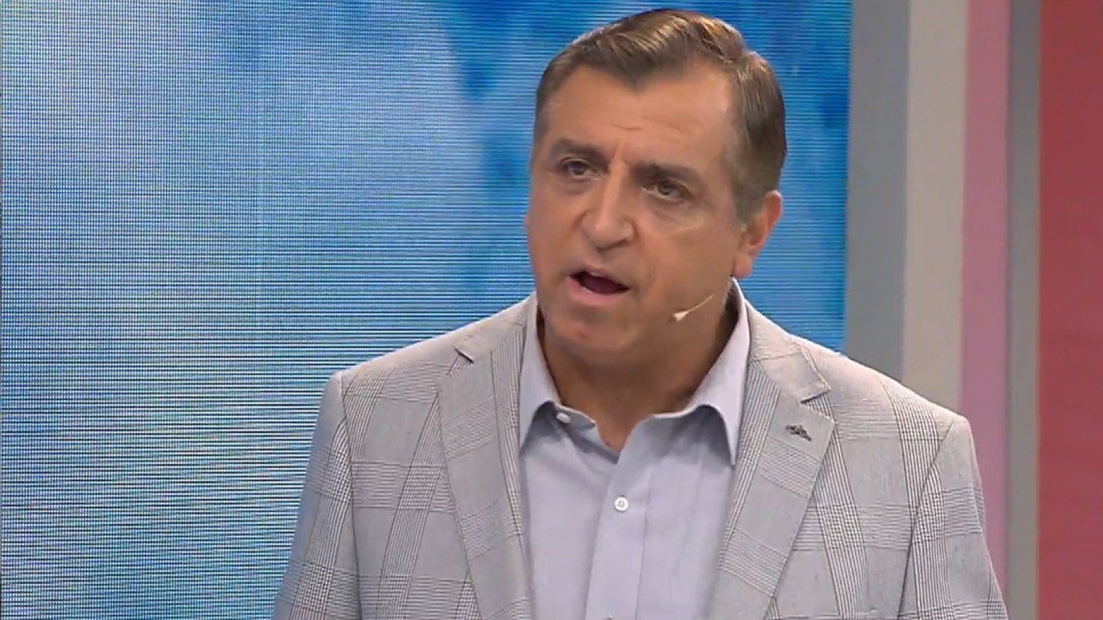 "Es una chacota": El descargo de Iván Torres por el cambio de hora
