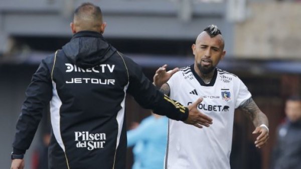 Jorge Almirón confirmó el retorno de Arturo Vidal para la llave ante River Plate
