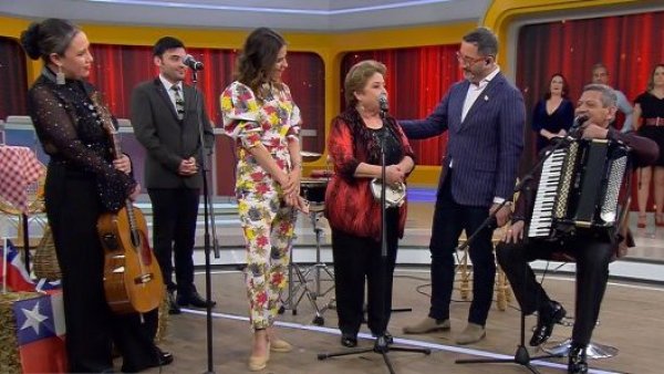 Las mejores cuecas de María Esther Zamora en el "Buenos Días a Todos"
