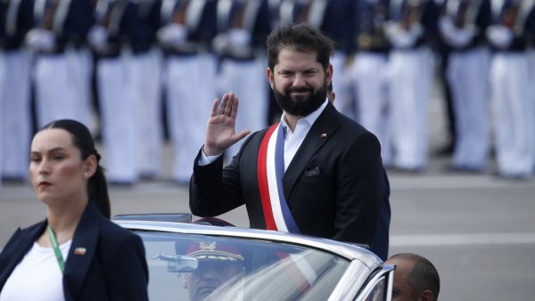 Presidente Boric por apoyo de FF.AA en seguridad: "Yo jamás descarto el uso de mis atribuciones constitucionales"
