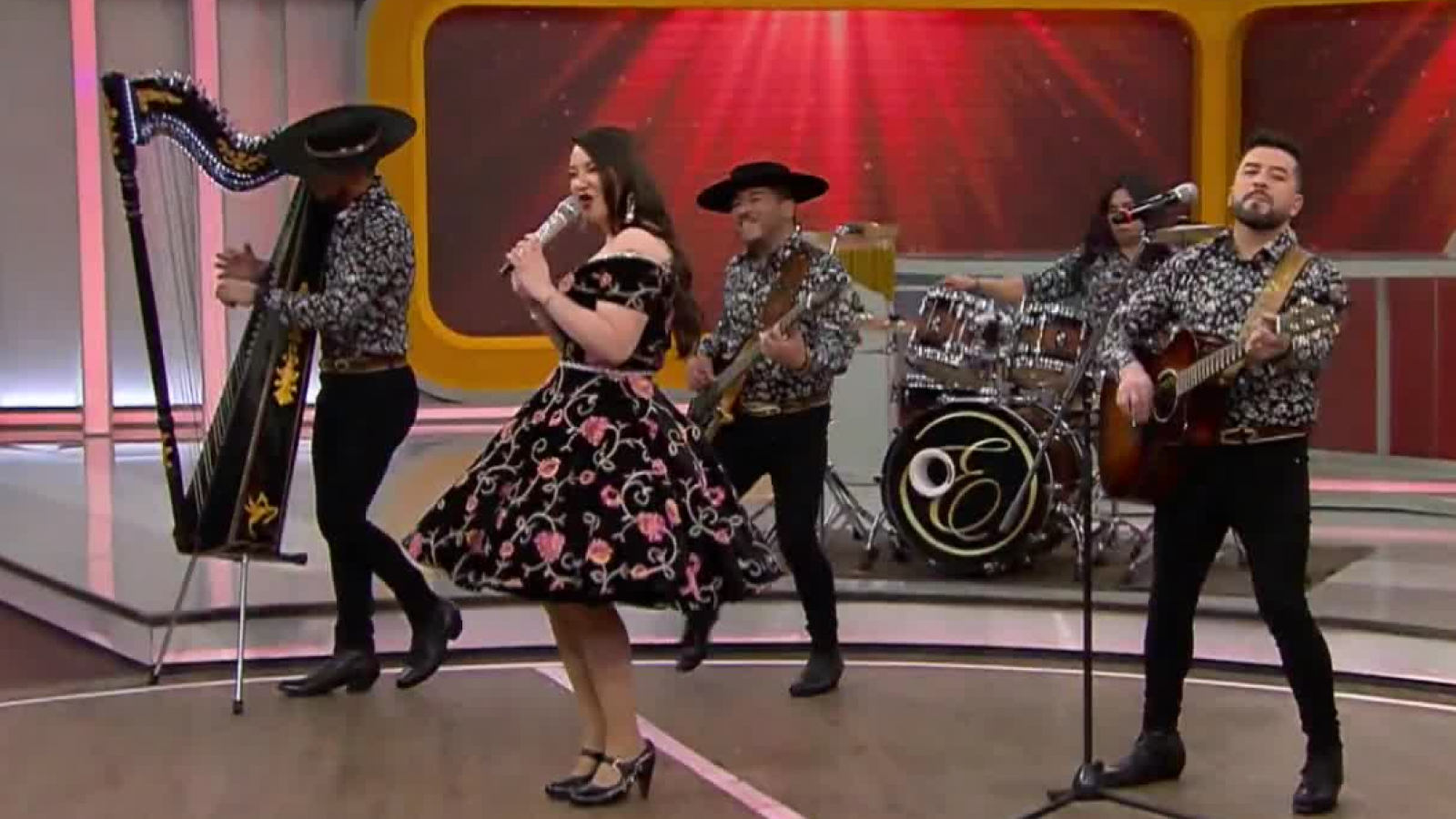 "A Tu Lado" se convirtió en la primera cueca en llegar el primer lugar del Top 50 de Spotify Chile

