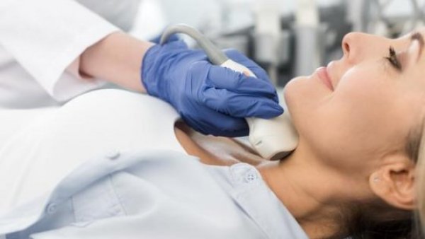 Día del Cáncer de Tiroides: 8 de cada 10 pacientes son mujeres
