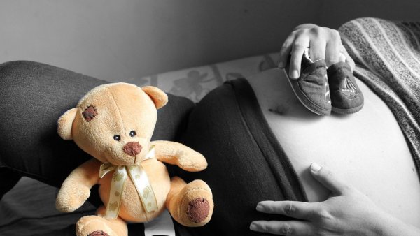 Día Mundial de Prevención del Embarazo no Planificado en Adolescentes: Consejos para hablar de sexualidad con los hijos

