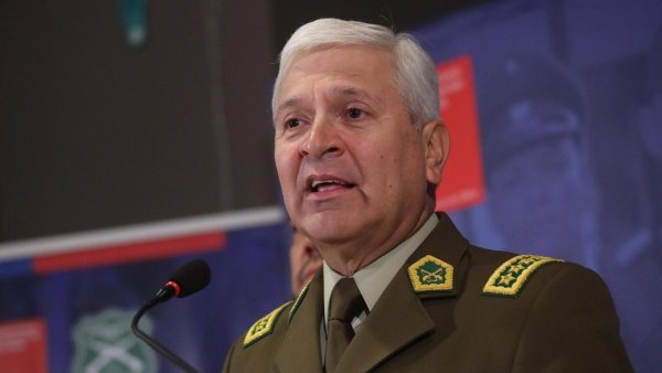 Inminente salida de general Yáñez de Carabineros: Corte declara inadmisible recurso
