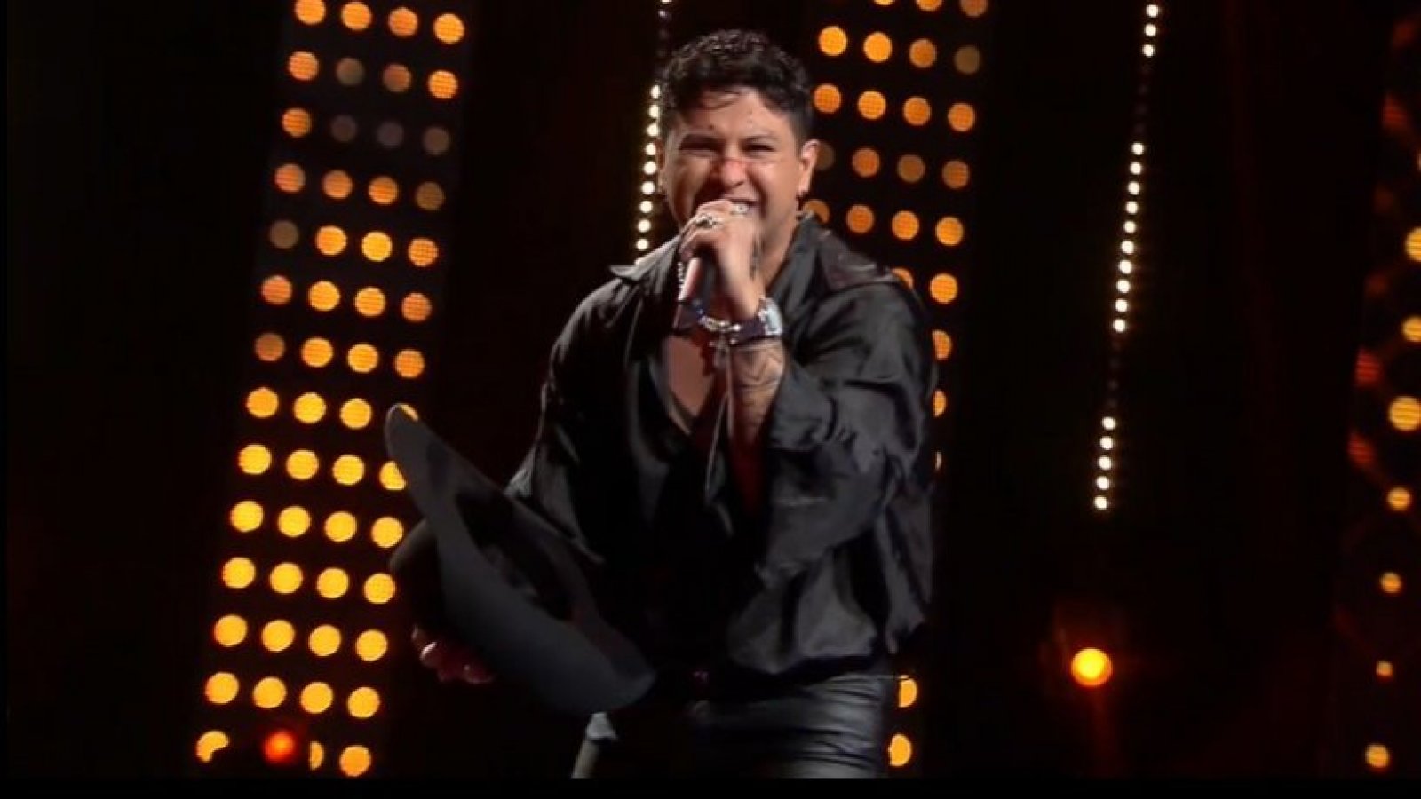 "Mi nombre es Christian Nodal": así fue la presentación de Miguel
