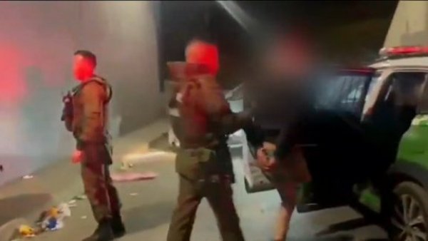 Delincuente sin una pierna lideraba banda integrada por tres menores de edad

