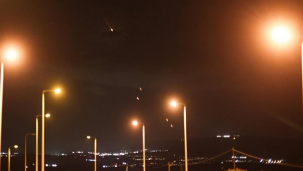 VIDEOS | Los primeros registros del ataque de Irán a Israel
