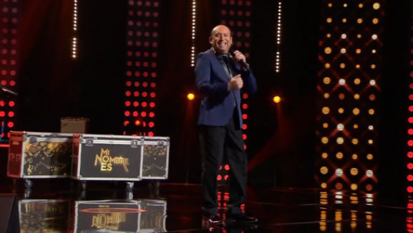 "Vamos a ver qué opina el jurado": Jairo representa a Paul Anka
