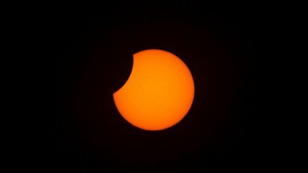 ¡Es hoy!: Conoce los mejores lugares de Chile para disfrutar del eclipse solar anular
