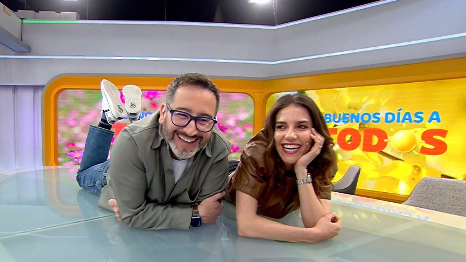 Hoy es viernes y nos relajamos en el "Buenos Días a Todos"
