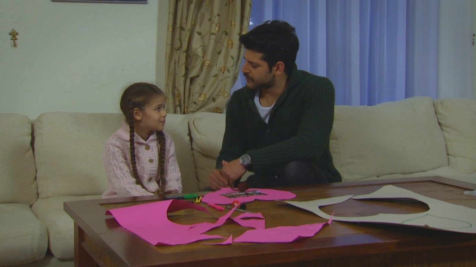 Elif - T1E90 | El cariño de Elif
