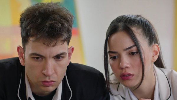 Todo por mi familia - T1E411 | El video de Tolga
