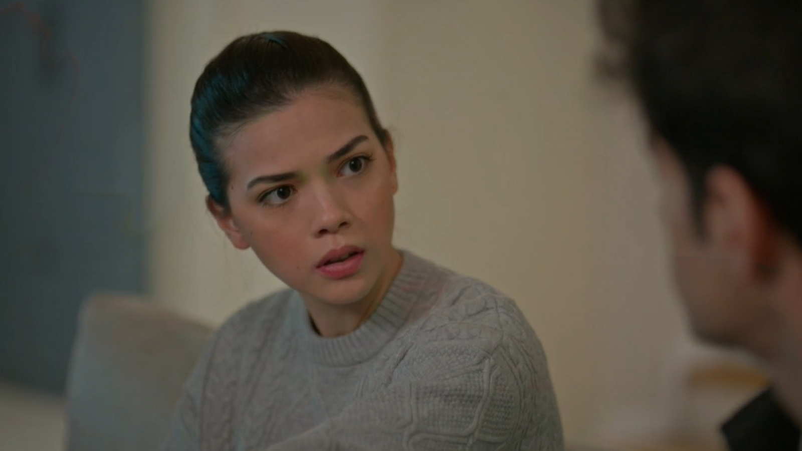 Todo por mi familia - T1E412 | Jasmin en busca del video
