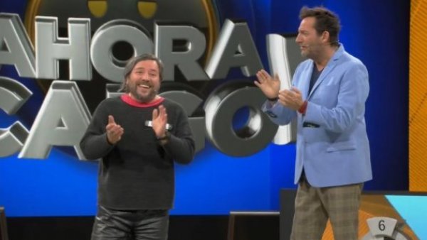 ¡Que cante! Daniel hace aplaudir al público
