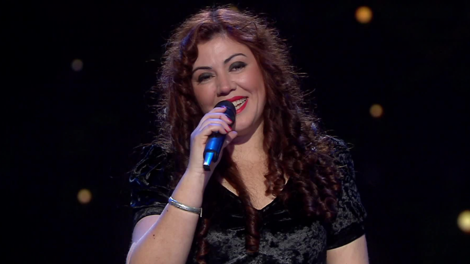 ¡Con todo el ritmo! Vittoria rinde tributo a Gloria Estefan
