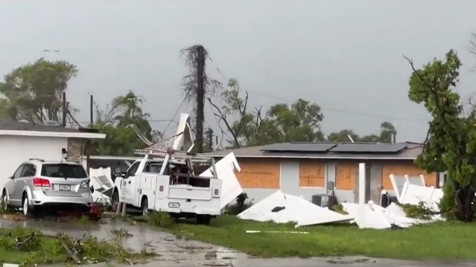 ¿Por qué algunas zonas no fueron evacuadas ante la llegada del huracán Milton?
