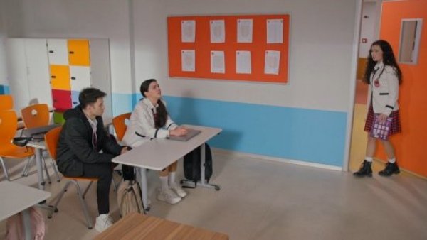 Todo por mi familia - T1E414 | Cómplices del silencio
