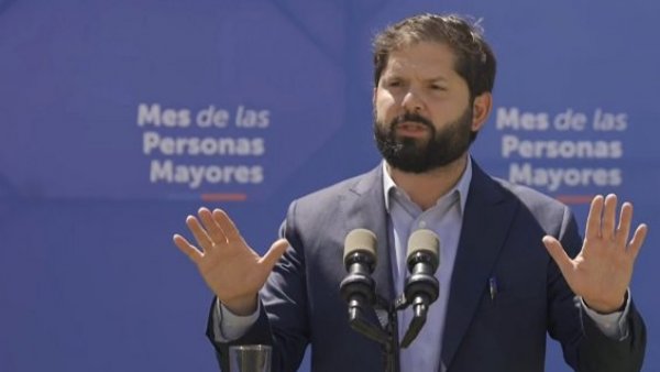 Presidente Boric confirma que Monsalve "había revisado las cámaras del hotel" días antes de la denuncia por violación
