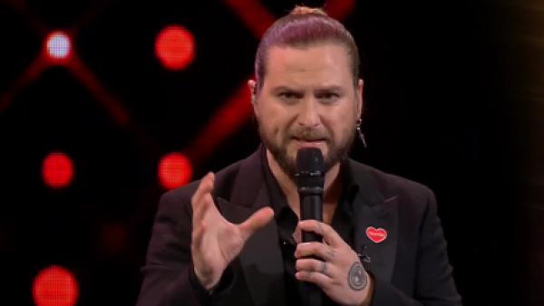 Jean Philippe Cretton dedica emotivas palabras en la noche del repechaje
