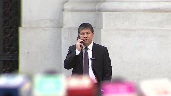 ¿Cuál es la diferencia entre la denuncia y la querella en contra de Manuel Monsalve?
