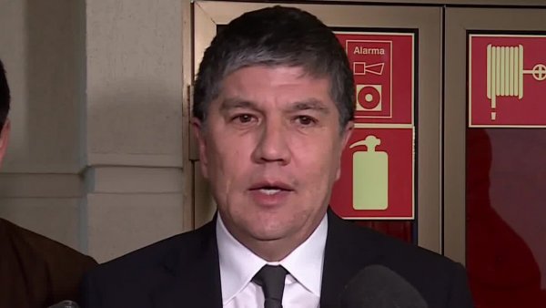 Escándalo por filtración de carpeta de caso Monsalve
