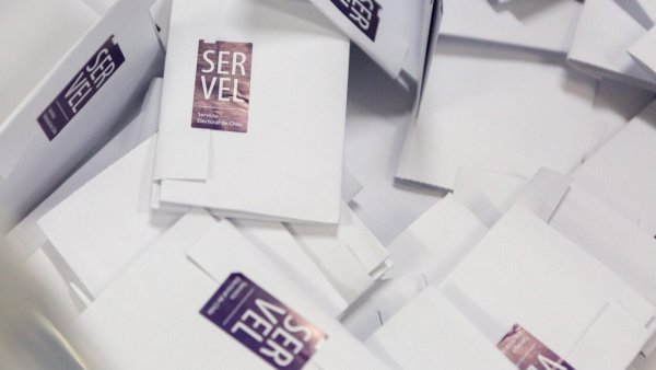Elecciones 2024: ¿Puedo votar con mi carnet o pasaporte vencido?
