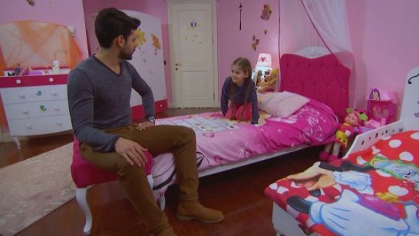 Elif - T1E102 | La memoria de Selim
