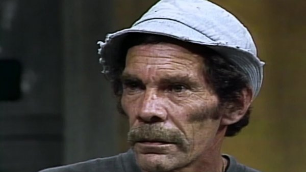 <p>Don Ramón, El Chavo del 8</p>El Chavo del 8: Sonámbulos Parte 1
