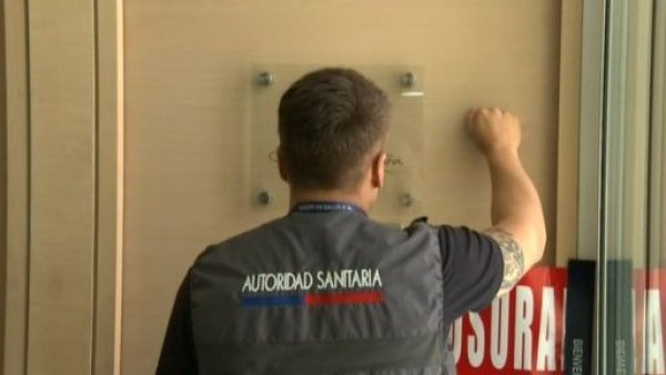 Contaba con famosos y actores como embajadores: Clínica estética es clausurada en Las Condes
