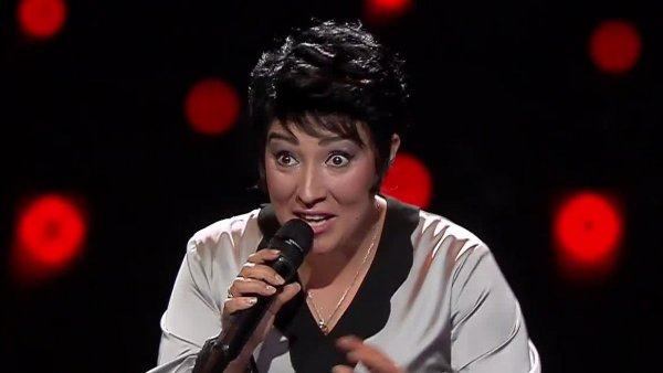 Cecilia se hace presente con su clásico "Puré de papas"
