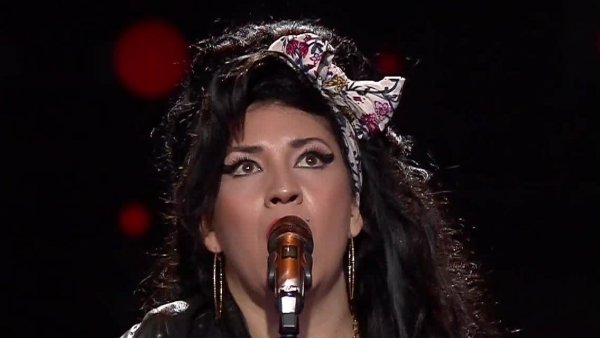 Amy Winehouse impacta con "Valerie"
