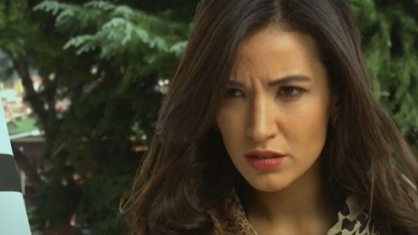 Elif - T1E108 | Una clara deducción
