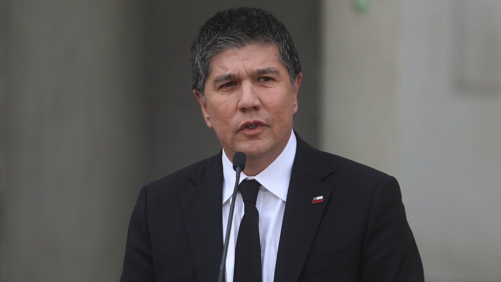 Manuel Monsalve reaparece tras denuncia de violación en su contra: "Es importante obtener la verdad"

