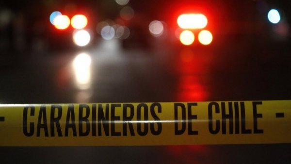 Mujer fallece al caer desde el piso 17 en Maipú: Intentó entrar a un dormitorio por la ventana

