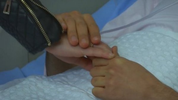 Elif - T1E112 | Un anillo para Zeynep
